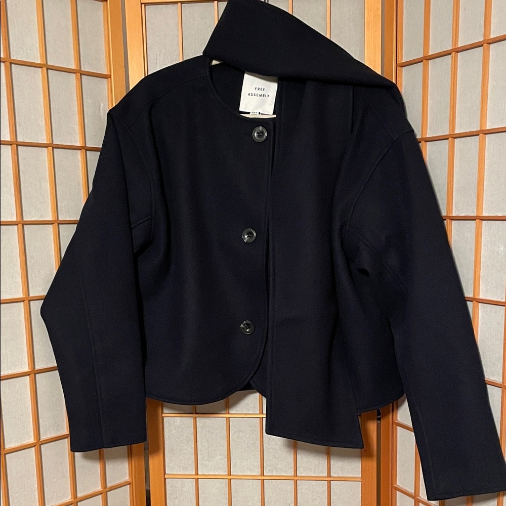 FREE ASSEMBLY Women’s L Navy Button Up Faux Wool Coat with Scarf Jacket NWT